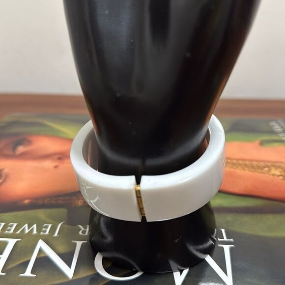 Vintage Monet Signed White Lucite Clamper Bracelet with GoldTone Accent. - Picture 3 of 7